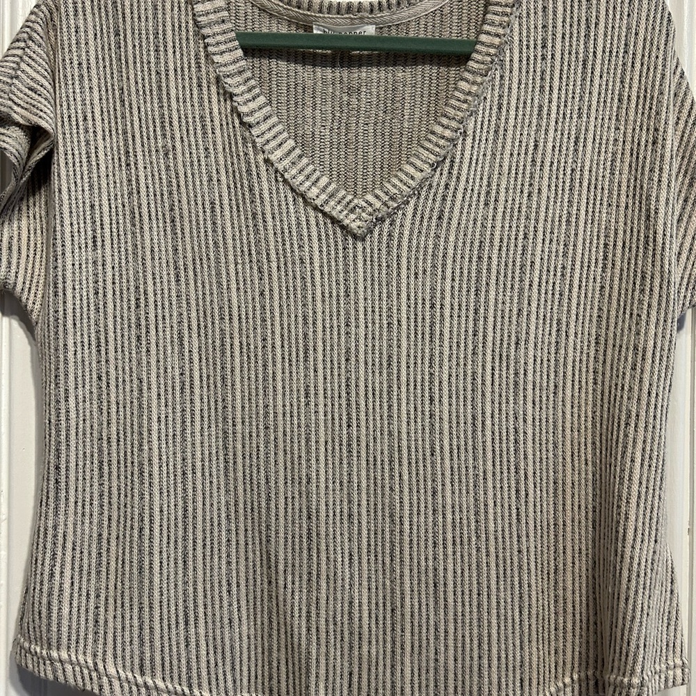 Blu Pepper Cream and Gray Textured Sweater